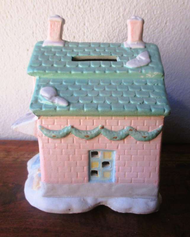 Vintage Christmas Porcelain Variety Store Money Box House. 140x140x110mm