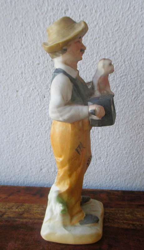 Vintage Homco Bisque Porcelain 70's 80's Monkey and old Man figurene. 180mm high