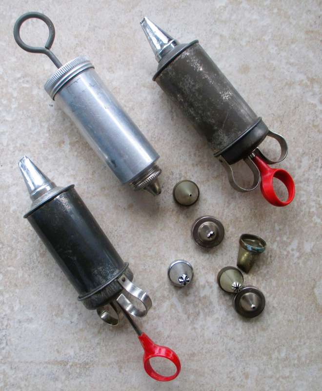 Lot of 3 Vintage Tala Cake Icing Set & 9 Nozzles, England