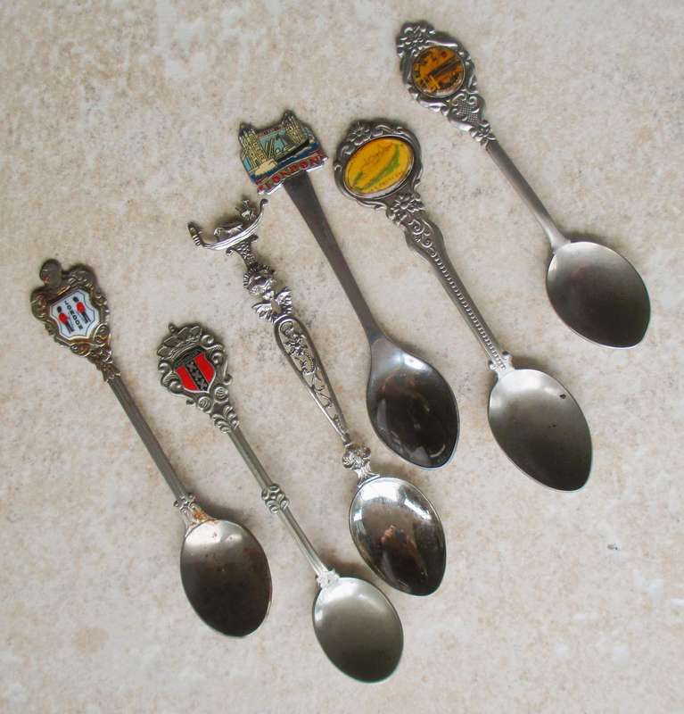 Lot of 6 Vintage Travel Memoribilia Collectable Spoons.