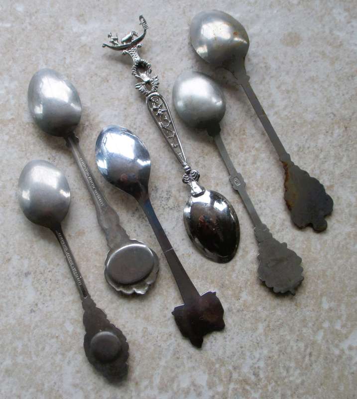 Lot of 6 Vintage Travel Memoribilia Collectable Spoons.