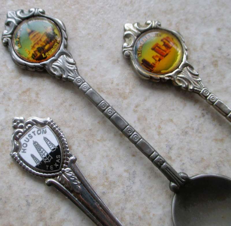 Lot of 6 Vintage Travel Memoribilia Collectable Spoons.