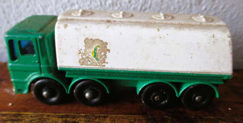 Vintage Matchbox Lesney Series No 32 Leyland Petrol Tanker BP Ergomatic Cab  1:64