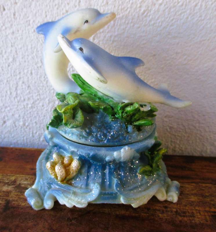 Dolphins Trinket Box || Vintage Small Jewelry or Keepsake Box