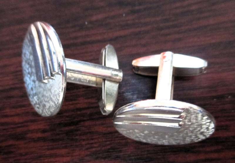 Vintage round silver color cufflinks