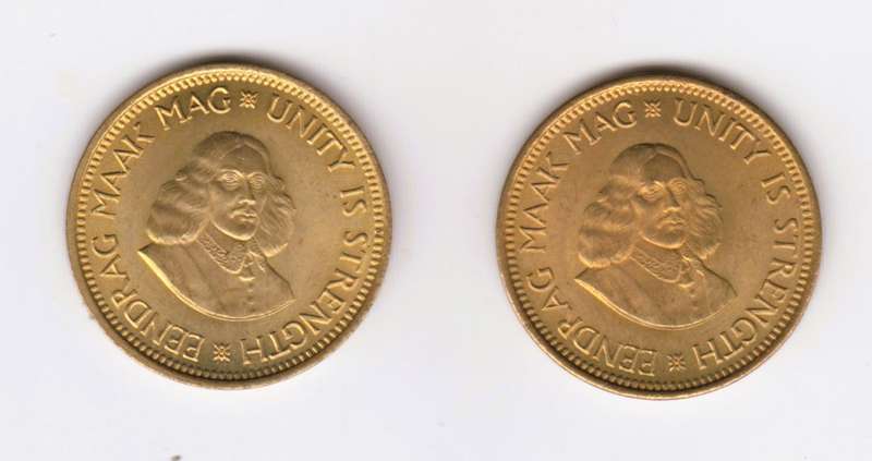 Lot of 2 1964 South Africa Republic Bronze half cent.