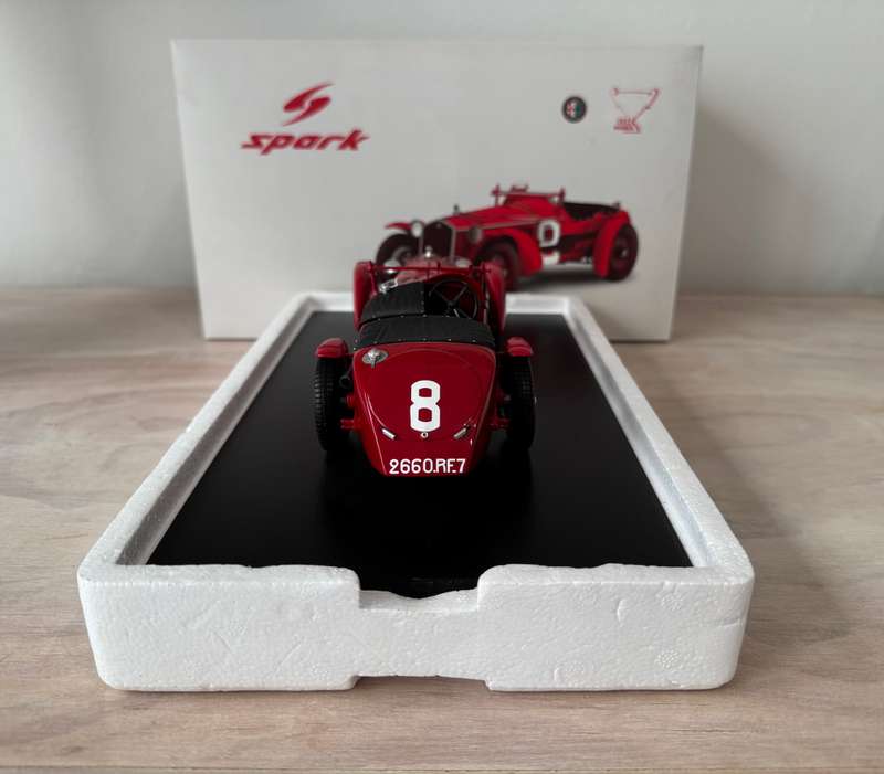 Collectible Spark Alfa Romeo 8C No.8 Le Mans Winner Model