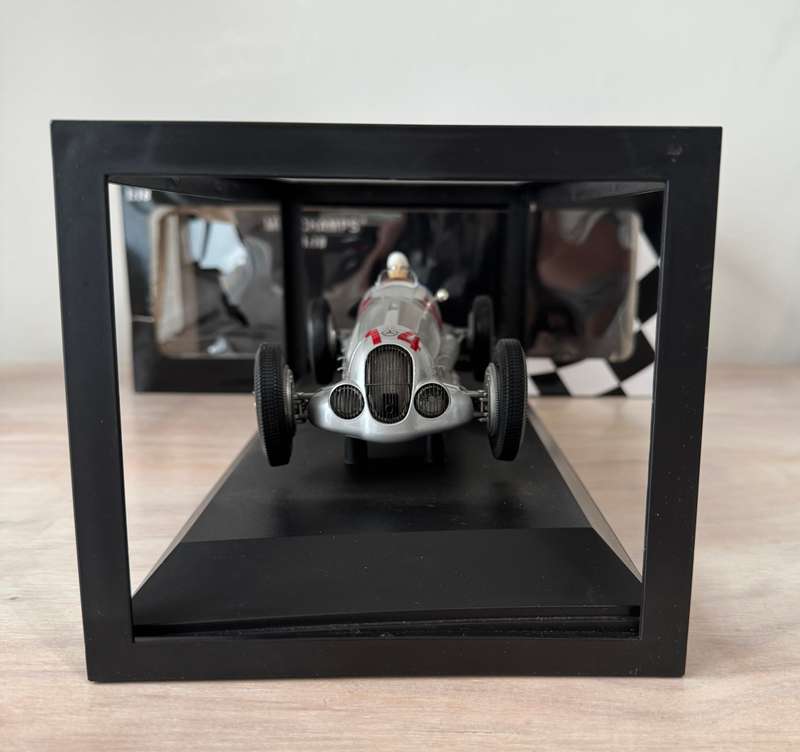 Collectible Minichamps Mercedes Benz W125