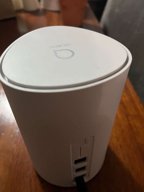 Alcatel Linkhub Router HH72v - LTE Router - Accepts SIM Card (FREE PUDO/PEXI)
