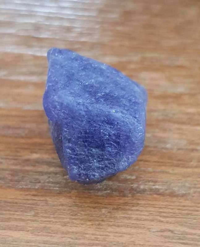 TANZANITE 57.22Cts. NATURAL VIOLET BLUE  ROUGH