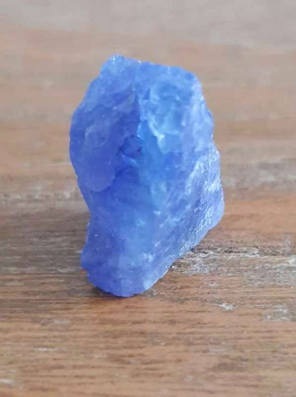 Tanzanite 25.31cts. Natural Violet Blue Rough