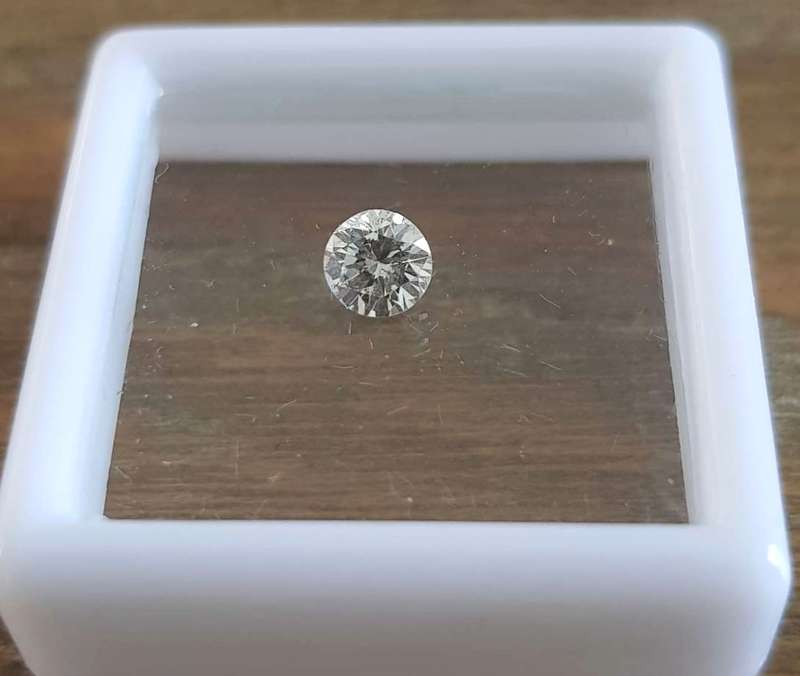 0.38Cts Diamond**Certified** G/SI2 Natural Loose White Cut Natural