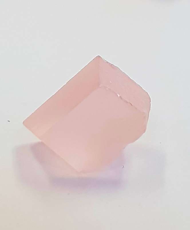 11Carats MORGANITE ROUGH **PINK ** GEMSTONE! NATURAL EYECLEAN
