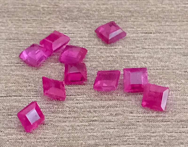 Red Pink  Ruby Princess Cut 2.5 mm. 1Pcs/0.11Ct Rare!