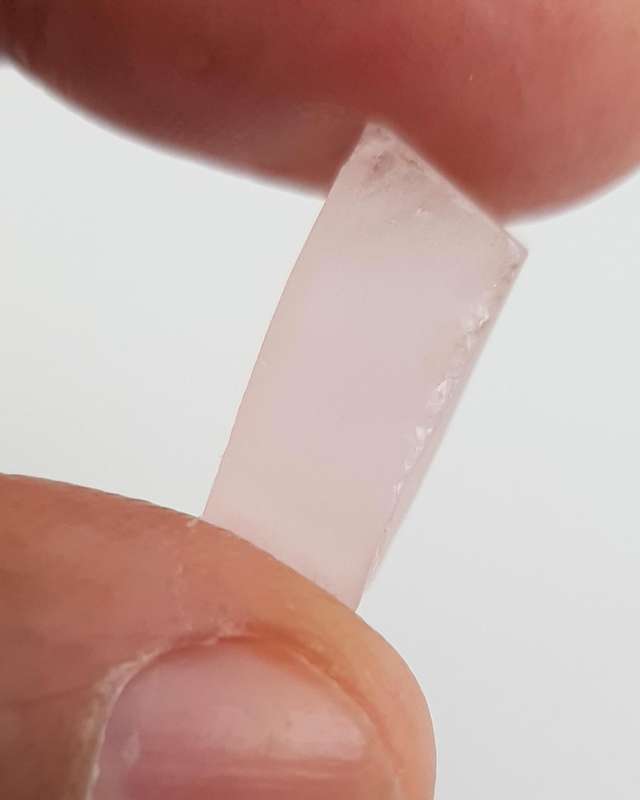 10.97Carats MORGANITE ROUGH **PINK ** GEMSTONE! NATURAL EYECLEAN