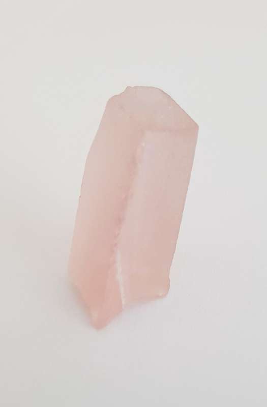 10.97Carats MORGANITE ROUGH **PINK ** GEMSTONE! NATURAL EYECLEAN