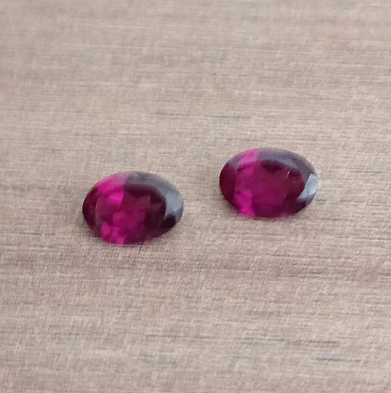 1.70Ct. Rhodolite Garnet Oval Pair**Purplish Red**