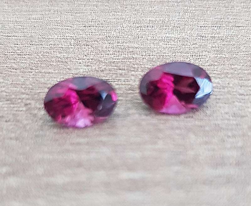 1.38Ct. Rhodolite Garnet Oval Pair**Purplish Red**