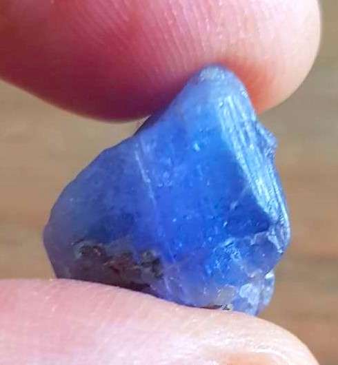 TANZANITE 25.67Cts. NATURAL VIOLET BLUE  ROUGH