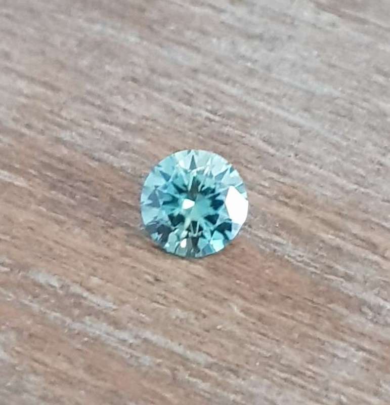 MOISSANITE Peacock Blue 1CT  VVSI  ROUND **GRA Certified **BRILLIANT CUT