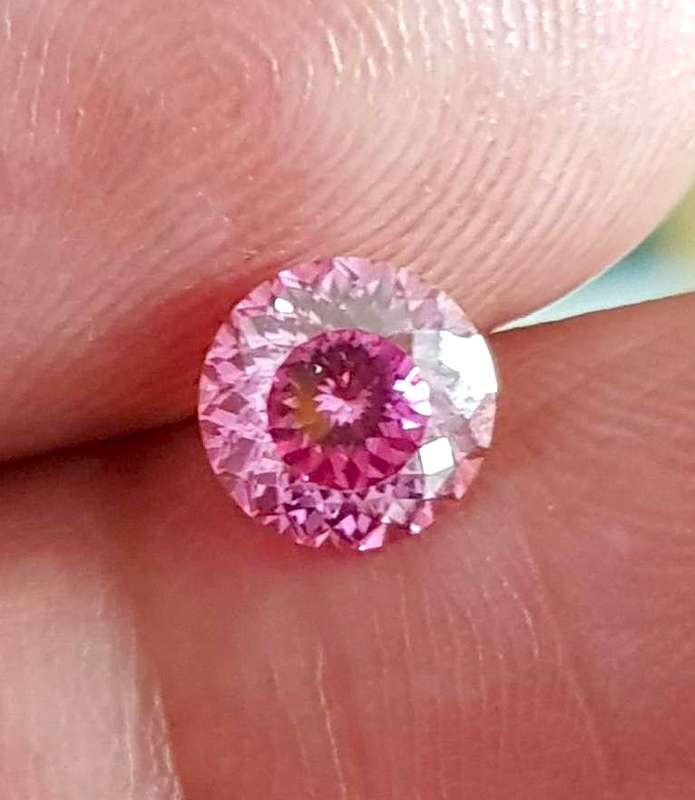Pink Moissanite 1Ct  **100 Facetted Cut** VVSI  ROUND **GRA Certified **BRILLIANT CUT