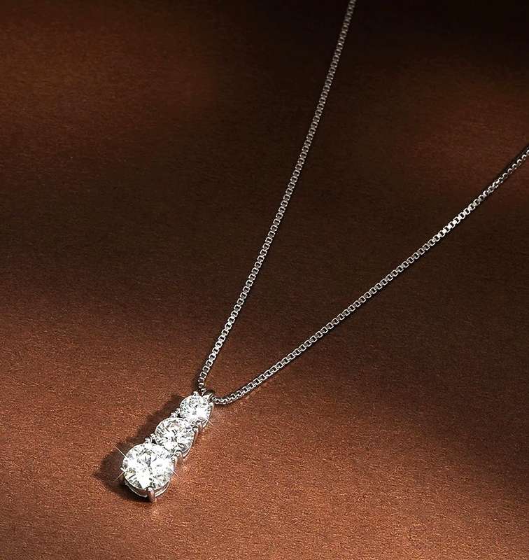 Moissanite Pendant 1.8CT for Women Necklace 3 Stones Solid Silver 925 Jewellery * in Sterling Silver