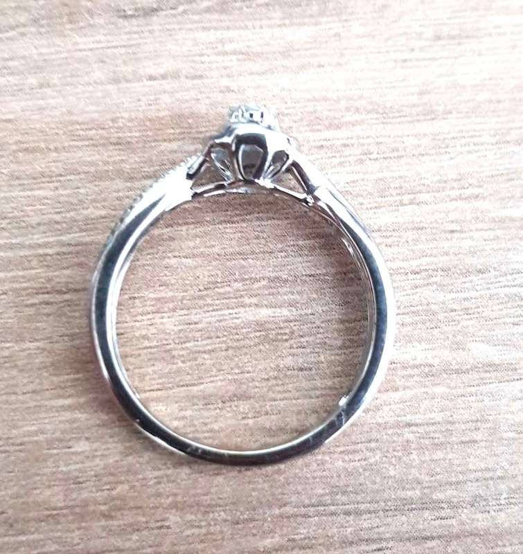 0.200ct  CLUSTER DIAMOND RING ROUND CUT **WHITE GOLD** DESIGNER