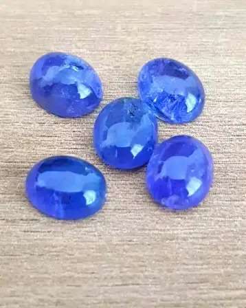 Purplish Blue Tanzanite 1Pcs Oval Cabochon 9x7MM. Ravishing Colour & Full Fire!