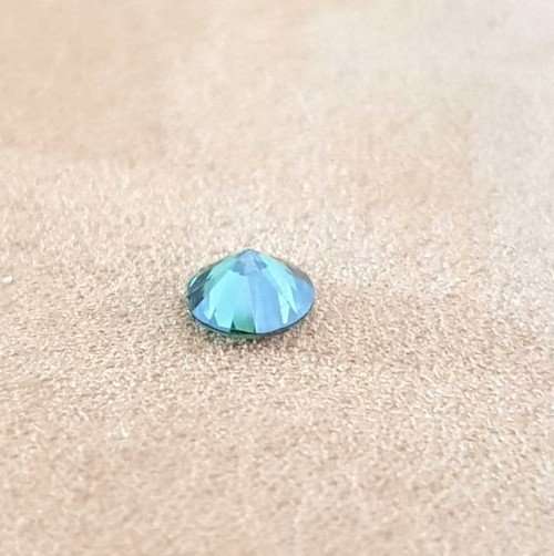 0.50Cts  DIAMOND ROUND GREEN EGL**CERTIFIED**  SPARKLING NATURAL