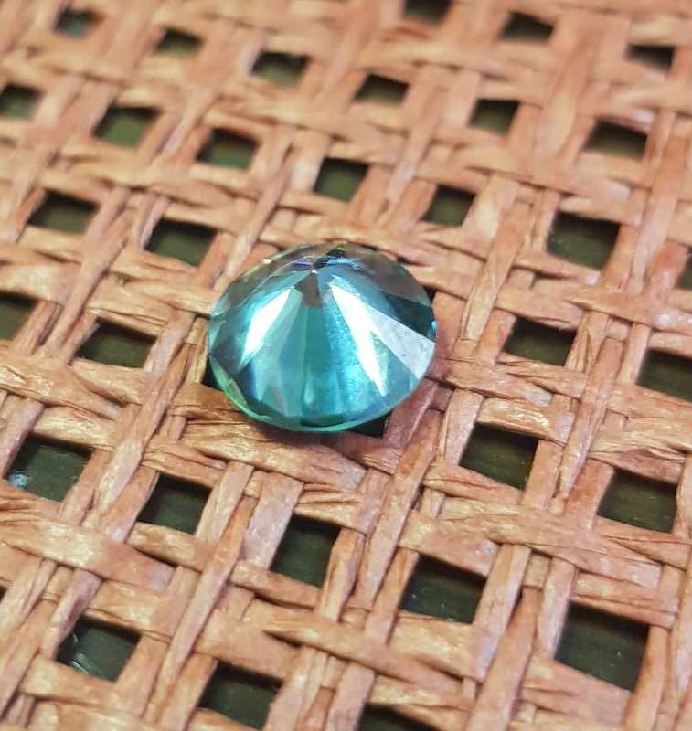 3.96ct MOISSANITE ROUND  **PEACOCK BLUE** VVS1  COLOUR  LOOSE GEM