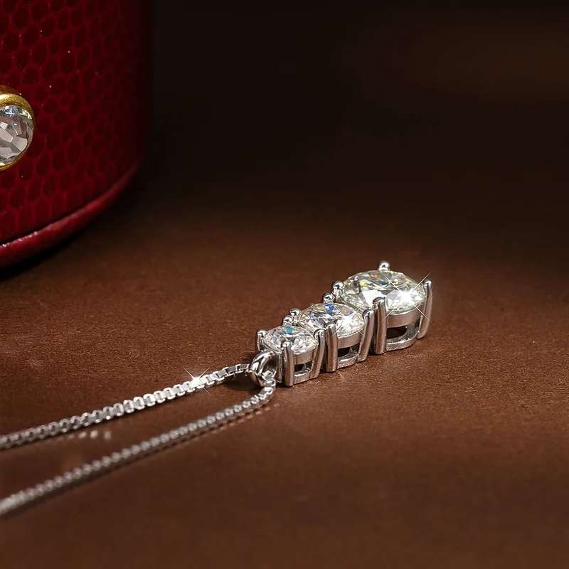 Moissanite Pendant 1.8CT for Women Necklace 3 Stones Solid Silver 925 Jewellery * in Sterling Silver