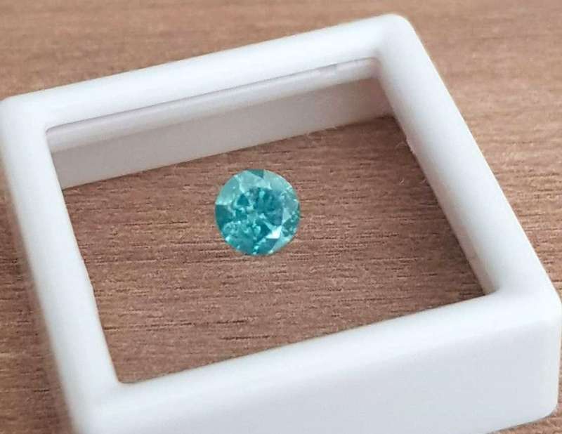 0.48Cts Diamond Round Cut**Certified**  Sky BlueNatural Loose  Natural