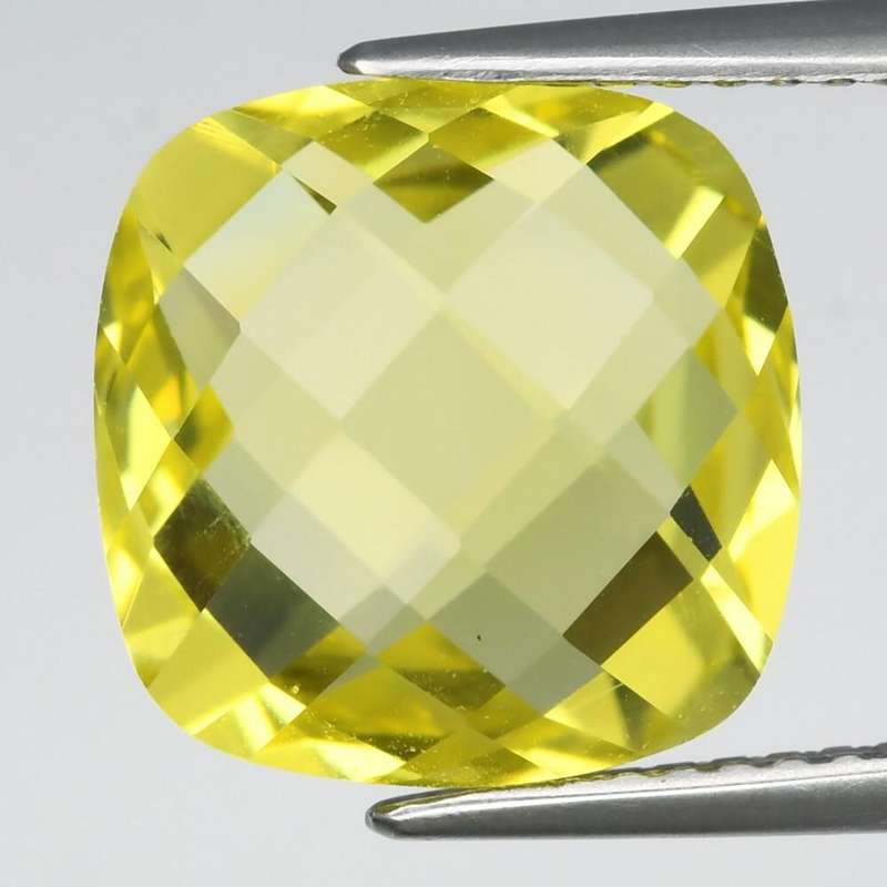5.49ct Lemon Quartz  Cushion 11x11mm VVSNatural  - Radiant, Brazil Gem