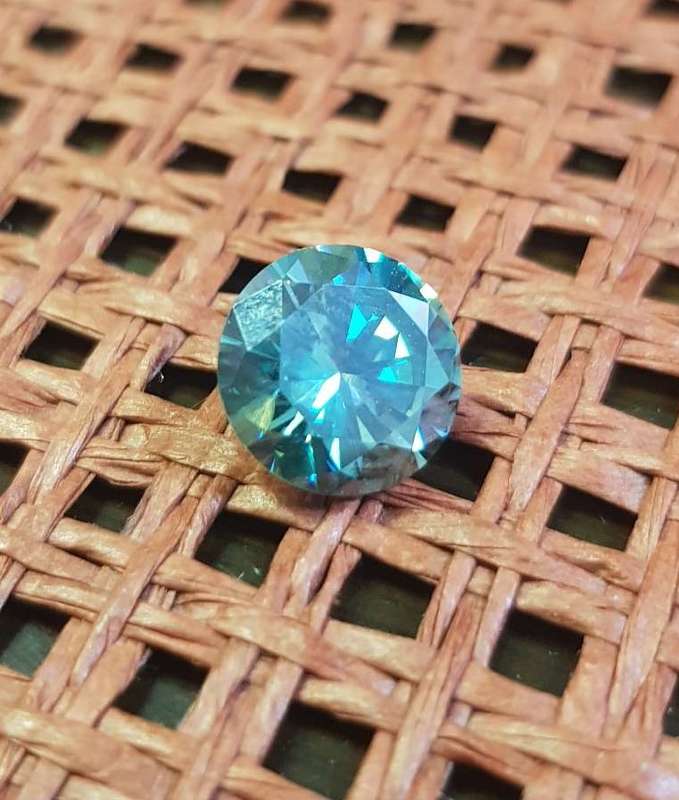3.96ct MOISSANITE ROUND  **PEACOCK BLUE** VVS1  COLOUR  LOOSE GEM