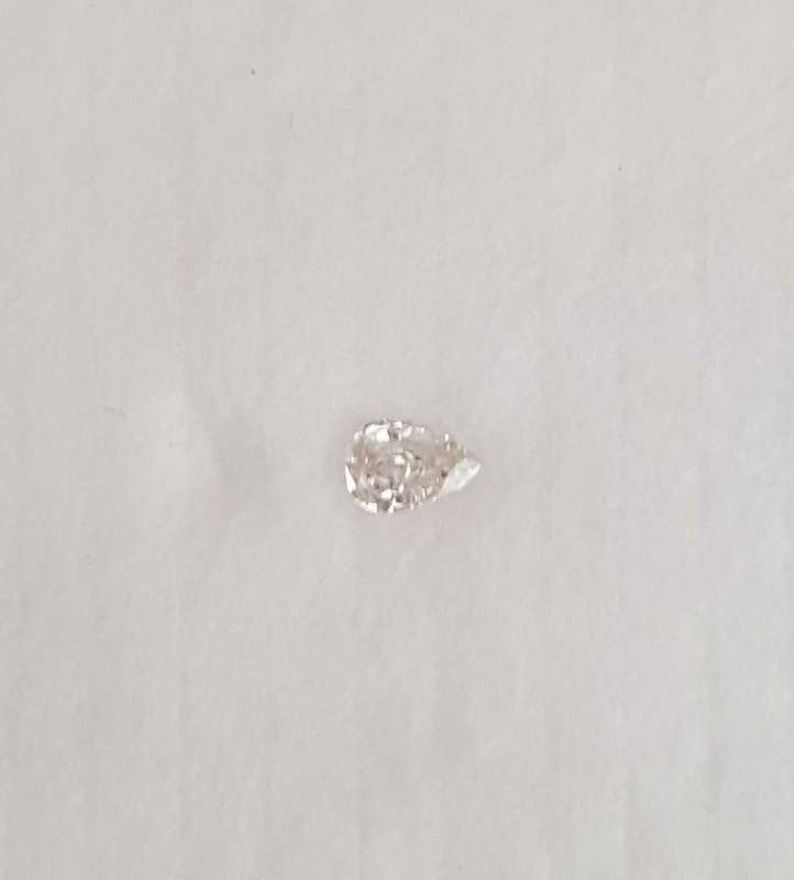 0.12cts Diamond Pear Cut VS2 Light Pink  **CERTIFIED**