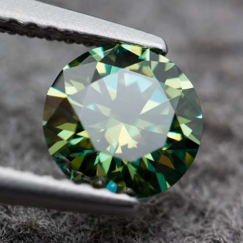 MOISSANITE GREEN 1CT  VVSI  ROUND **GRA Certificate**BRILLIANT CUT