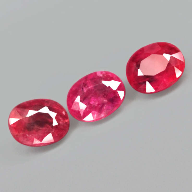 1.49Ct. Ruby Pinkish Red Oval Normal Heated Winza,Tanzania Natural Gemstone