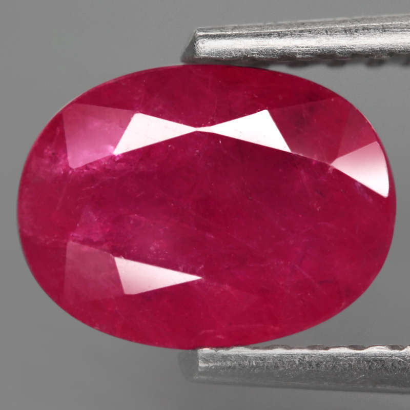 1.67Ct.  Ruby Pinkish Red Oval Shape Tanzania Gem Ravishing Colour!Normal Heated