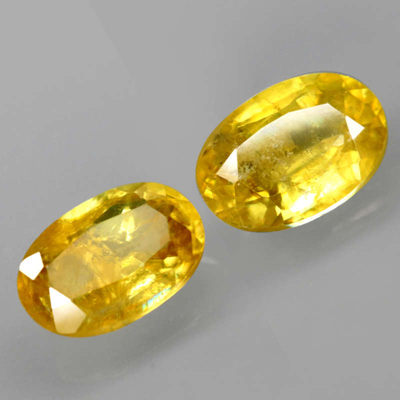 1.04Ct.  Sphene Yellowish Green Oval