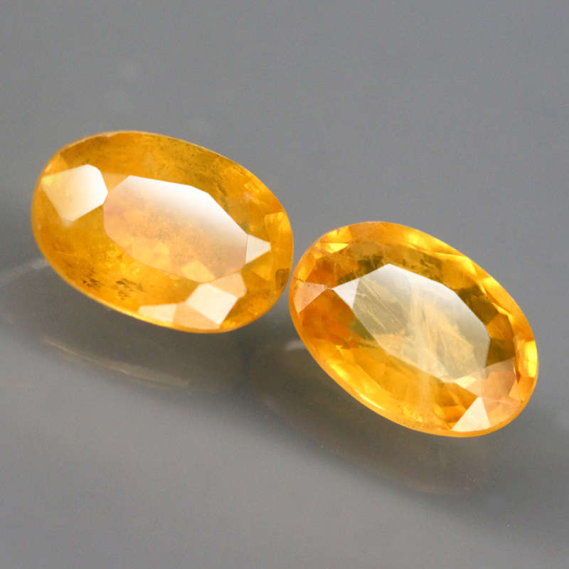 1.35Ct. Sapphire Yellow Oval Thailand Gem Ravishing For Your Jewelry! Natural