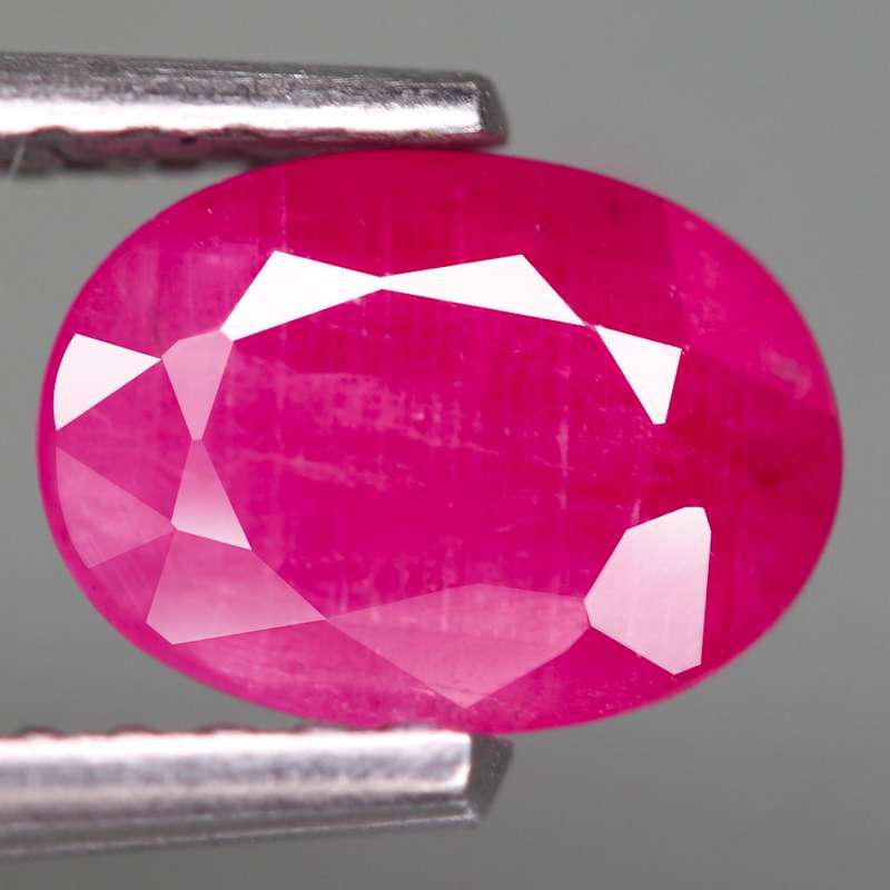 1.25Ct.  Ruby Reddish Pink Oval Winza,Tanzania Ravishing! Normal Heated Gemstone