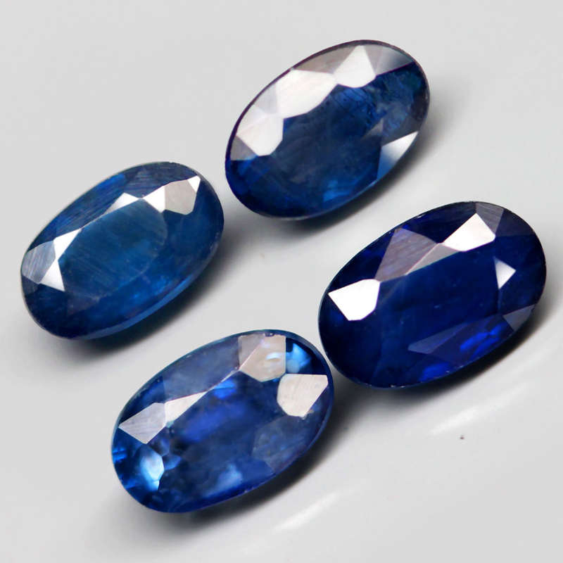 2.55Ct. Sapphire Blue  Oval  Gem Ravishing Normal Heated Gemstone