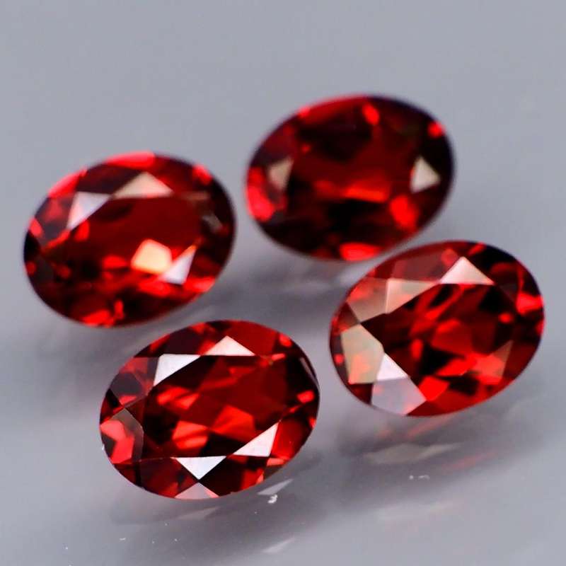 Red Mozambique Garnet Oval 1Pcs/1.51Ct 8x6 mm.Attractive Color! Natural  Africa