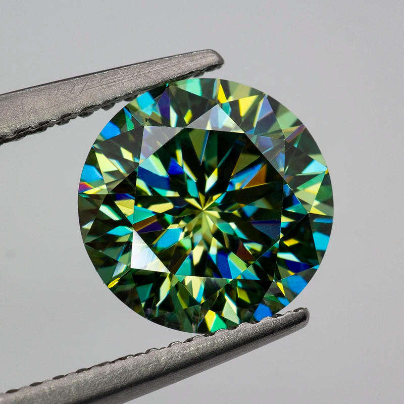 Moissanite 1Cts Green **Plum Blossom Cut**  VVSI Round Brilliant Cut - GRA Certified