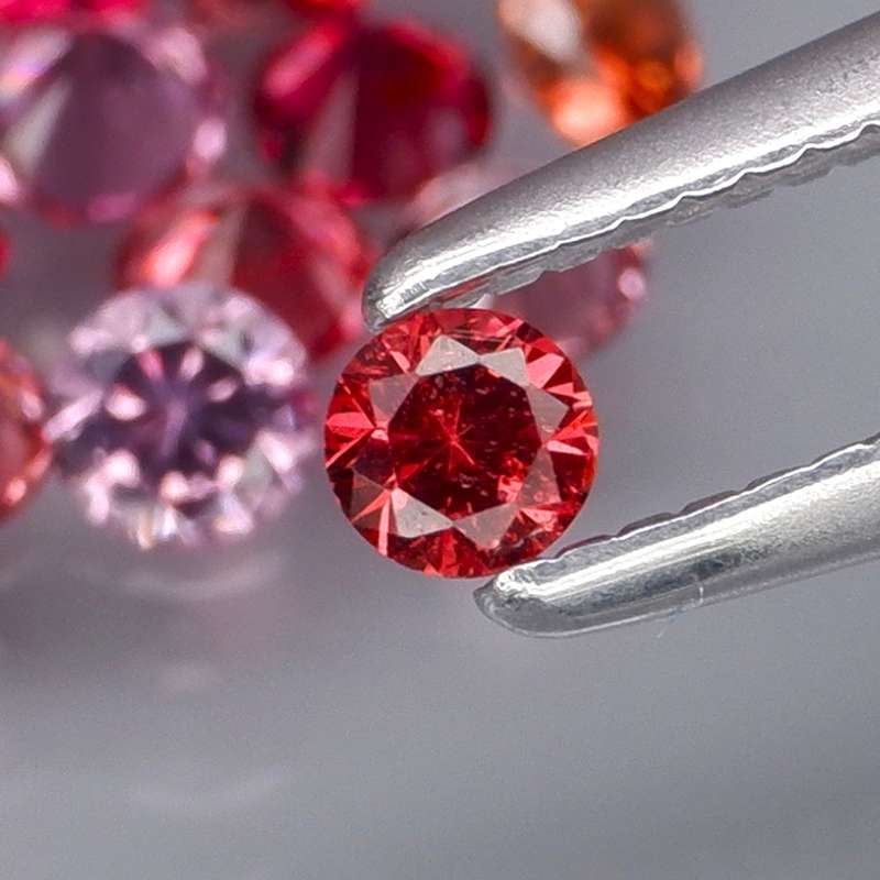 Spinel Round  Cut 2.5 mm.1Pcs/0.076Ct.Natural Myanmar Fancy Color