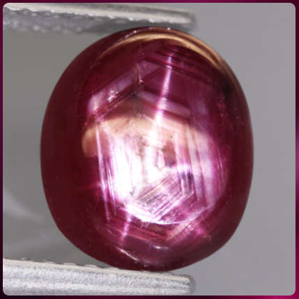 3.36Ct.  Ruby Star Front & Behind 6 Rays Purplish Red Cabochon Tanzania Unheated