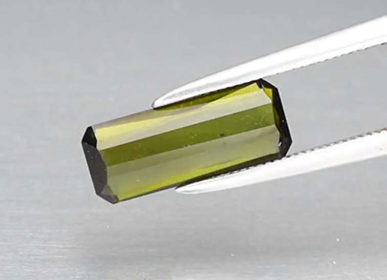 1.46ct  Green Tourmaline Octagon 12x4.8mm VS Gemstone, Africa Natural Unheated