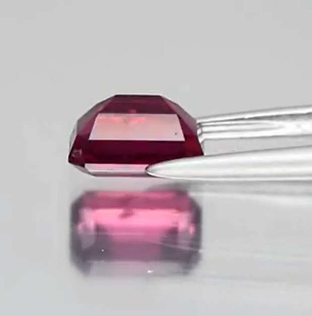 1.49ct Pink Rhodolite Garnet Octagon Purplish 7x4.7mm  Gemstone, Natural Tanzania