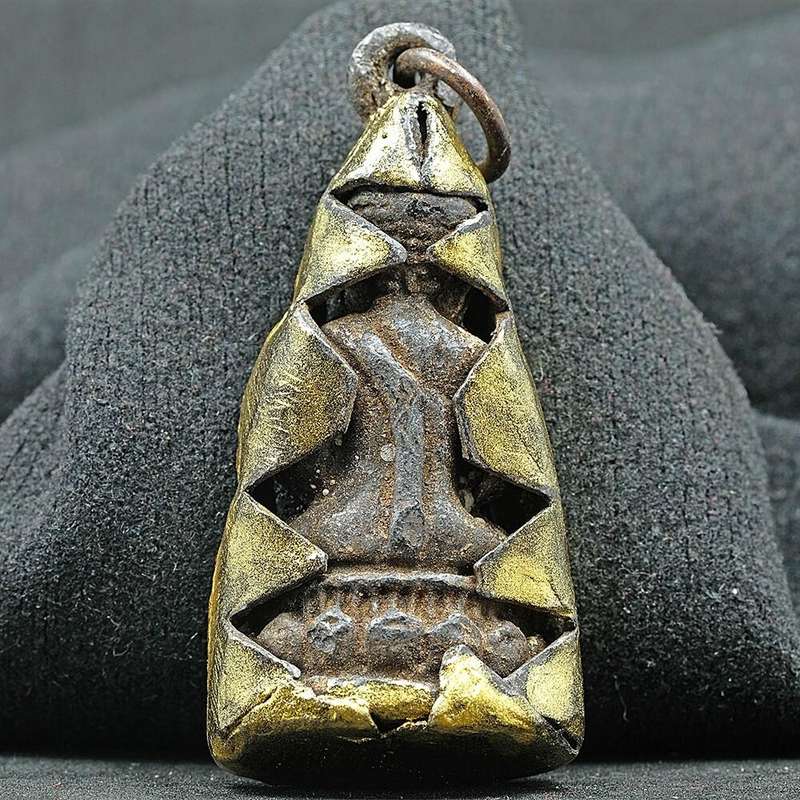 Thai Buddha Amulet Phra Chaiwat Wat Chana Songkhram Mixed Metal