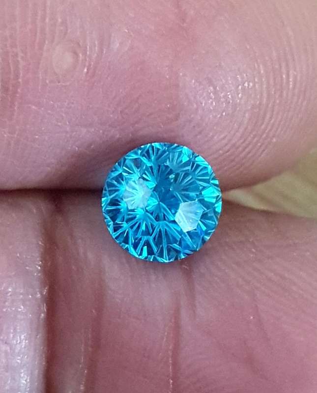 2.76Ct Aqua Cubic Zirconia Pyrotechnic Cut Round shape 7mm